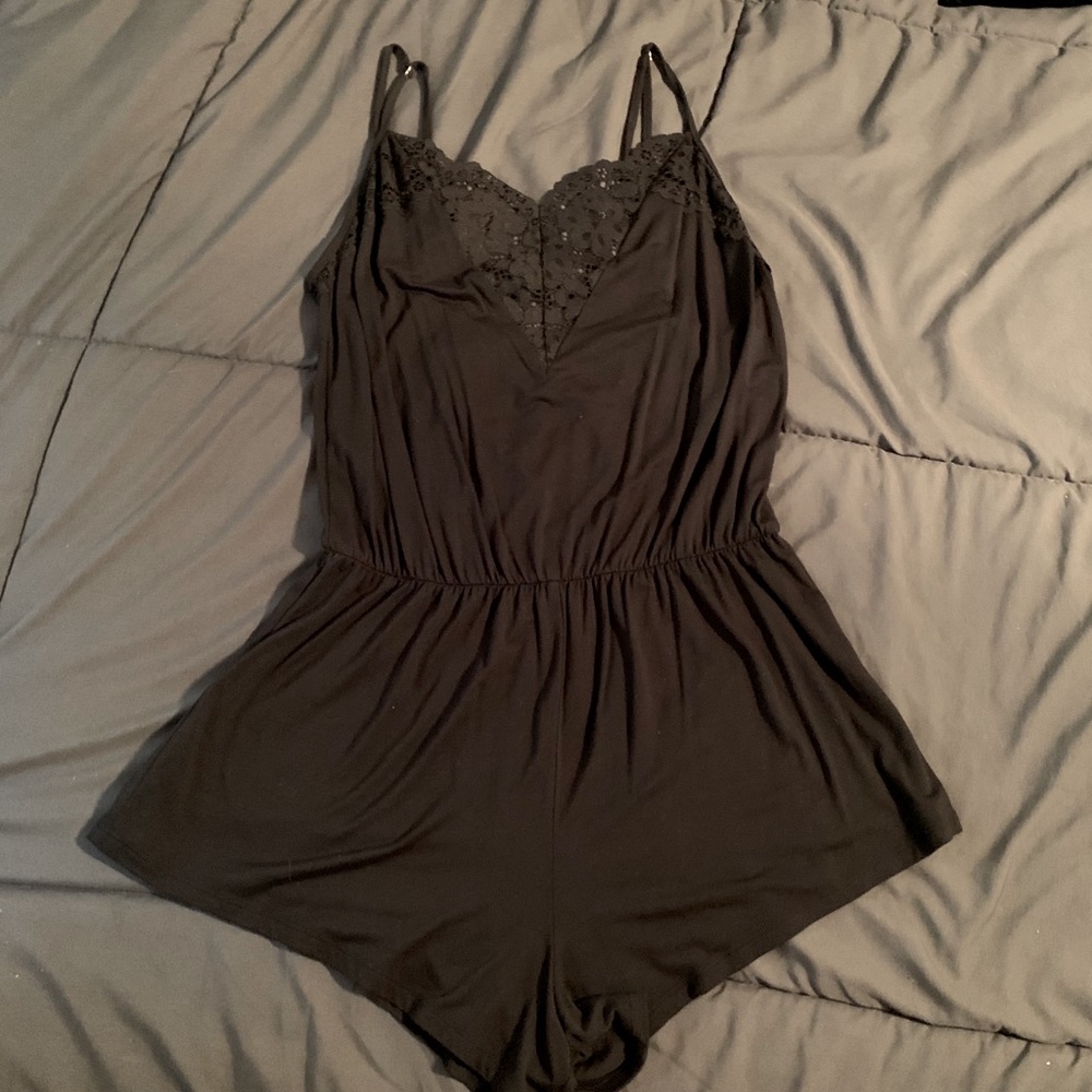 NWOT Victoria’s Secret Lace Romper